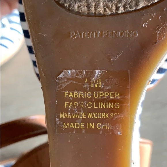 Gianni Bini Wedge Heels - Picture 4 of 4